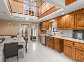 113 Temple Rd, Waltham MA 02452