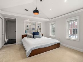 102 Washington St, Sherborn MA 01770