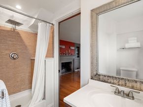102 Washington St, Sherborn MA 01770