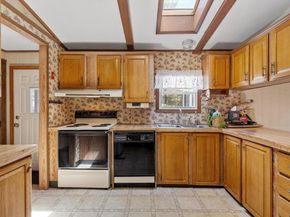 74 Earl Drive, Athol MA 01331
