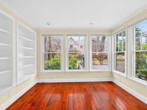 575 Chestnut St, Newton MA 02468