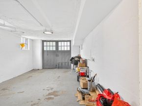 575 Chestnut St, Newton MA 02468