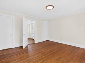 575 Chestnut St, Newton MA 02468