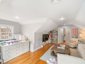 73-79 Auburn St 75, Newton MA 02466