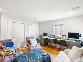 73-79 Auburn St 75, Newton MA 02466