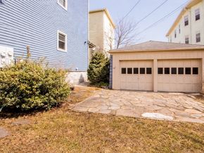 56 Cohasset St, Worcester MA 01604
