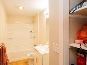 56 Cohasset St, Worcester MA 01604