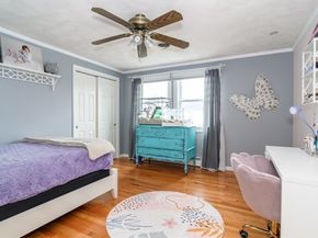 48 Wethersfield Rd, Natick MA 01760