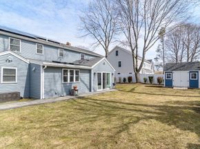 48 Wethersfield Rd, Natick MA 01760