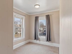 11 Pine Street, Leominster MA 01453