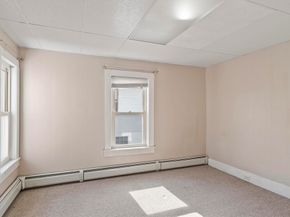 11 Pine Street, Leominster MA 01453