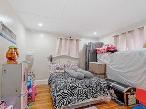 48 Saratoga St, Lynn MA 01902