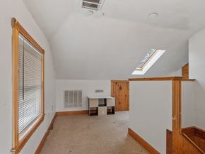 48 Saratoga St, Lynn MA 01902