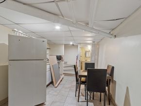 48 Saratoga St, Lynn MA 01902