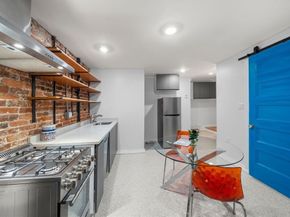 26 Unity St 1, Boston MA 02113