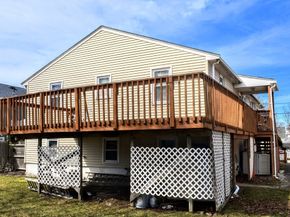 34 F St, Hull MA 02045