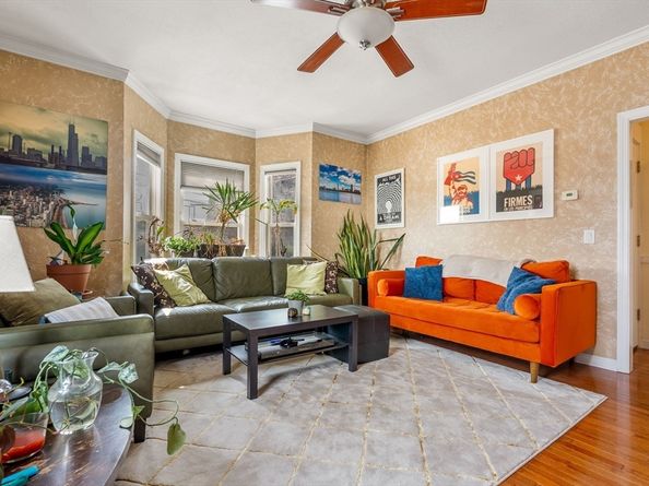 190 Walnut St, Watertown MA 02472