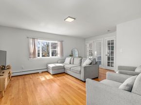 190 Walnut St, Watertown MA 02472