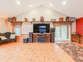 11 Brigham Rd, Paxton MA 01612