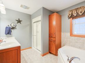 11 Brigham Rd, Paxton MA 01612