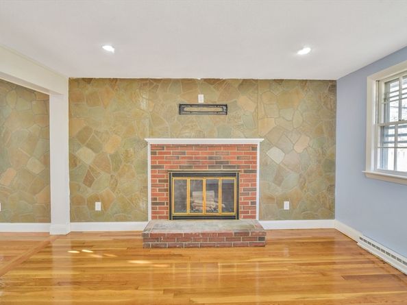 10 Fitzpatrick Ave, Brockton MA 02301