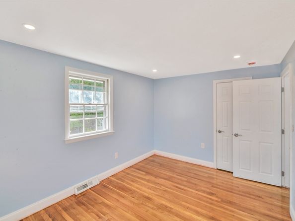 10 Fitzpatrick Ave, Brockton MA 02301