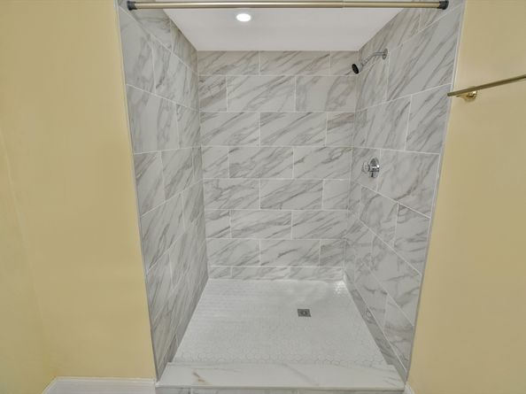 10 Fitzpatrick Ave, Brockton MA 02301