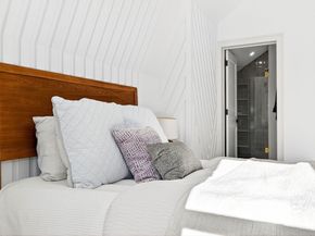 202 Powder House Blvd 2, Somerville MA 02144