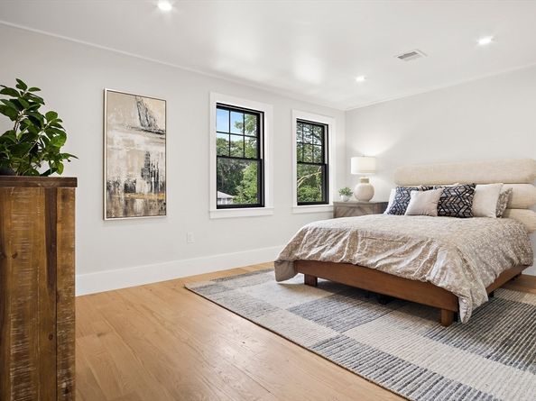 52 Summer B, Bedford MA 01730