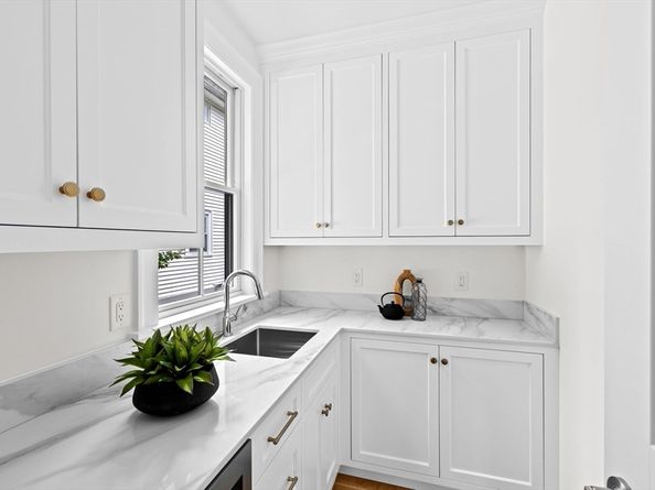 15 Glenland Road, Brookline MA 02467