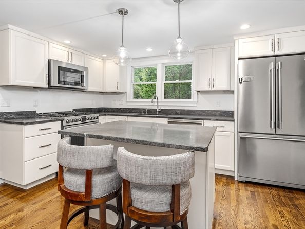 212 Cushing Street, Hingham MA 02043