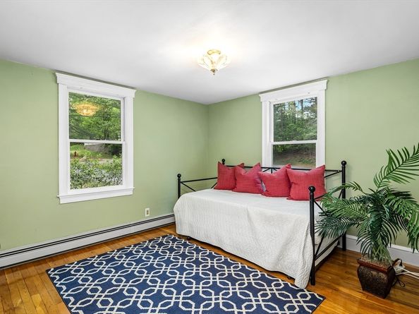 212 Cushing Street, Hingham MA 02043