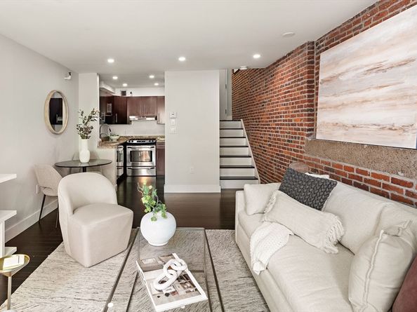 42 8th Street 2312, Boston MA 02129