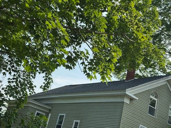 12 Cushing St, North Brookfield MA 01535