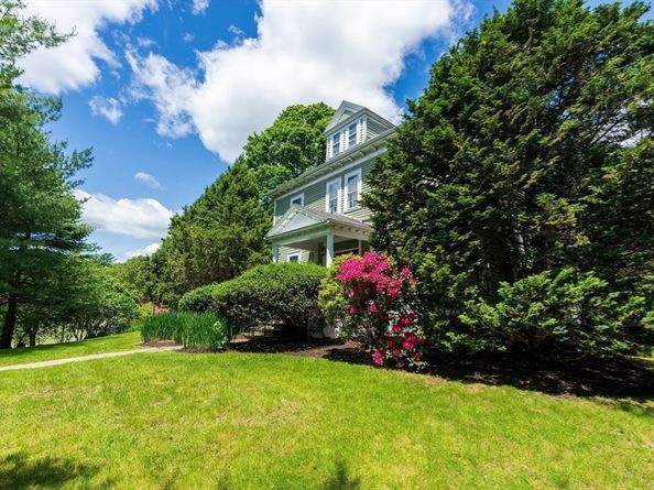 1245 Commonwealth Ave, Newton MA 02465