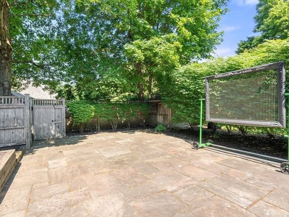 1245 Commonwealth Ave, Newton MA 02465