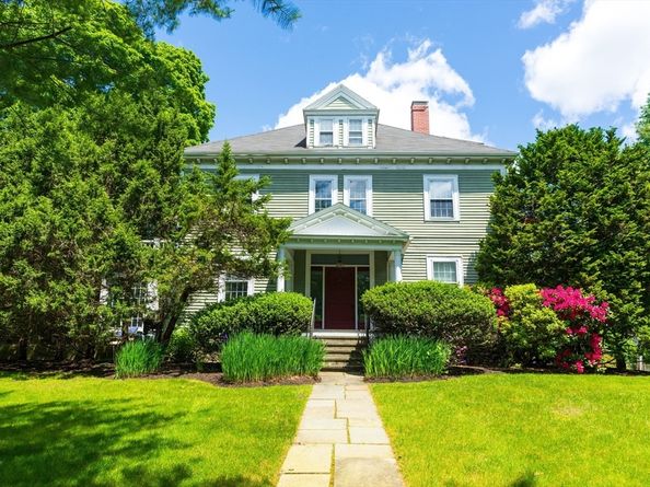 1245 Commonwealth Ave, Newton MA 02465