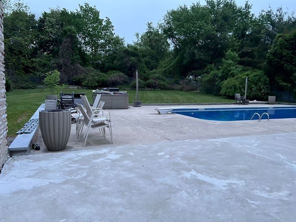 4 Mark Ln, Milton MA 02186
