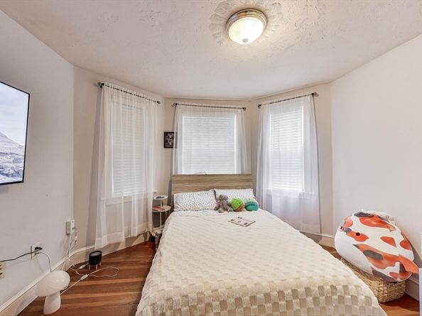 15 Ronan St 3, Boston MA 02125