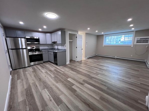 12 Woodland St 12, Everett MA 02149