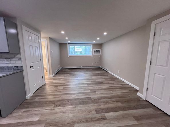 12 Woodland St 12, Everett MA 02149