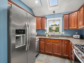 63 Richardson St, Wakefield MA 01880