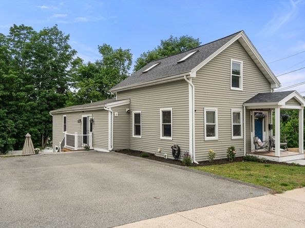 63 Richardson St, Wakefield MA 01880