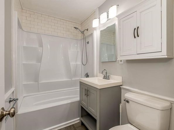 62 Forest St, Middleboro MA 02346