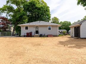62 Forest St, Middleboro MA 02346