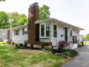 62 Forest St