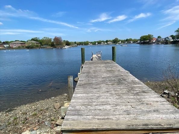 90 Water St, Danvers MA 01923
