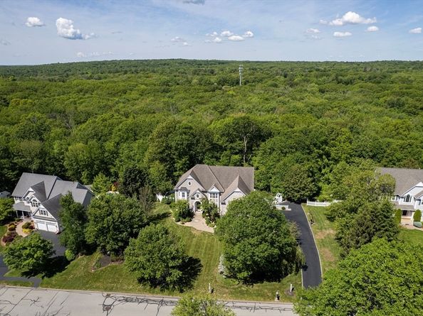 10 Oak Street, Hopkinton MA 01748