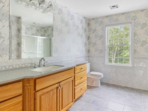 10 Oak Street, Hopkinton MA 01748