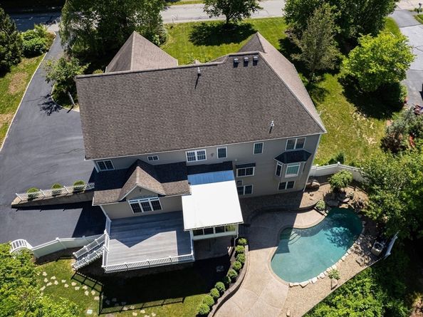 10 Oak Street, Hopkinton MA 01748